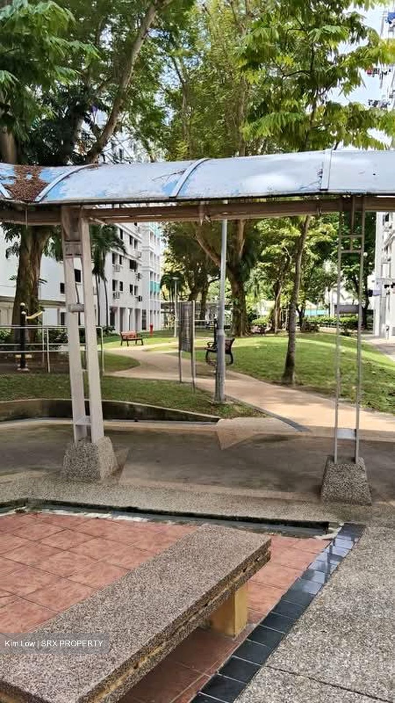 Blk 612 Woodlands Avenue 4 (Woodlands), HDB 4 Rooms #568076451